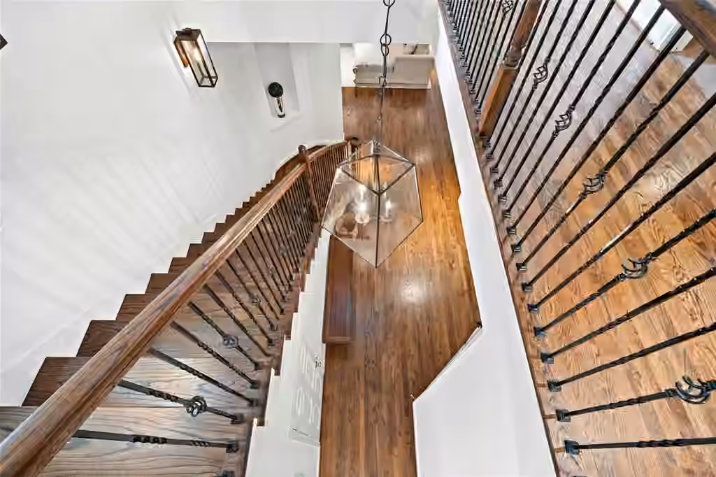 Photo 6 of 5339 Mcculloch Circle, Houston, TX