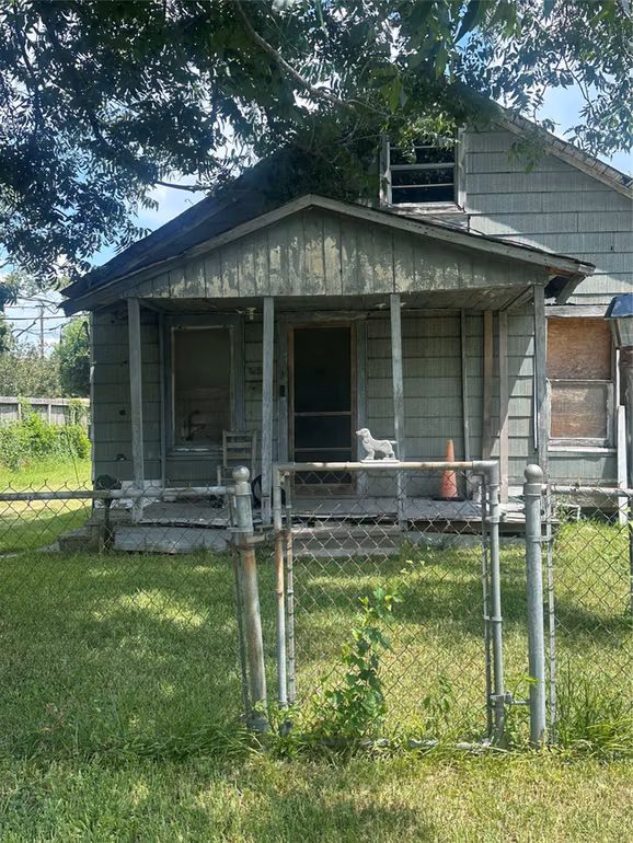 Photo of 3615 Crandon Street, Houston, TX 77026