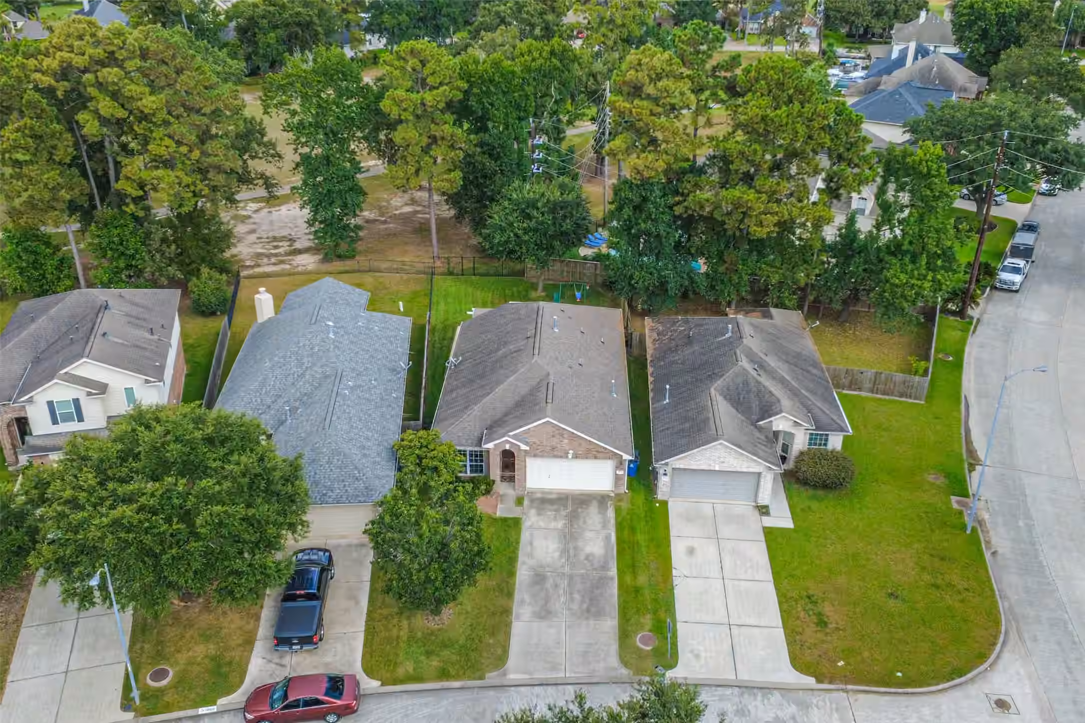 Photo 2 of 18606 Walden Glen Circle, Humble, TX