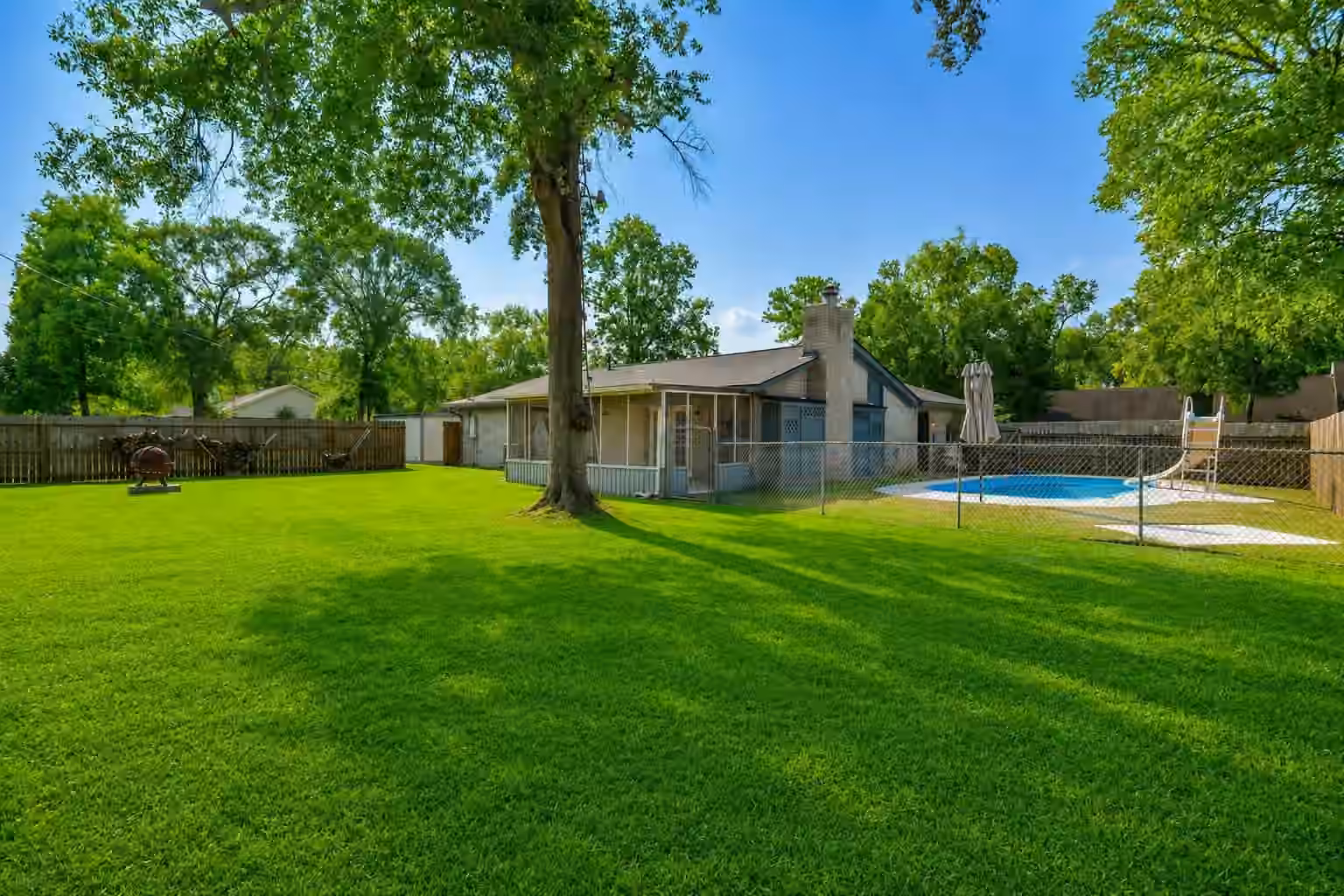Photo 4 of 2818 Rapho Street, Crosby, TX