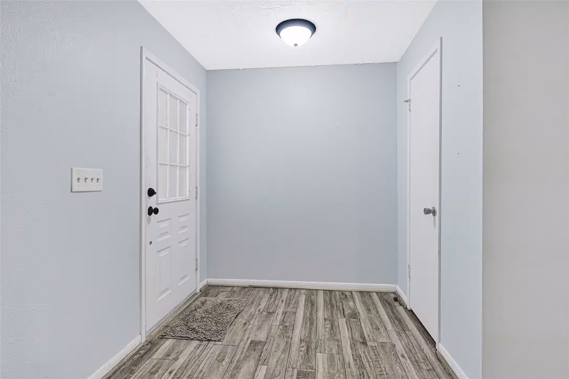 Photo 4 of 4002 Spring Forest Drive, Pearland, TX