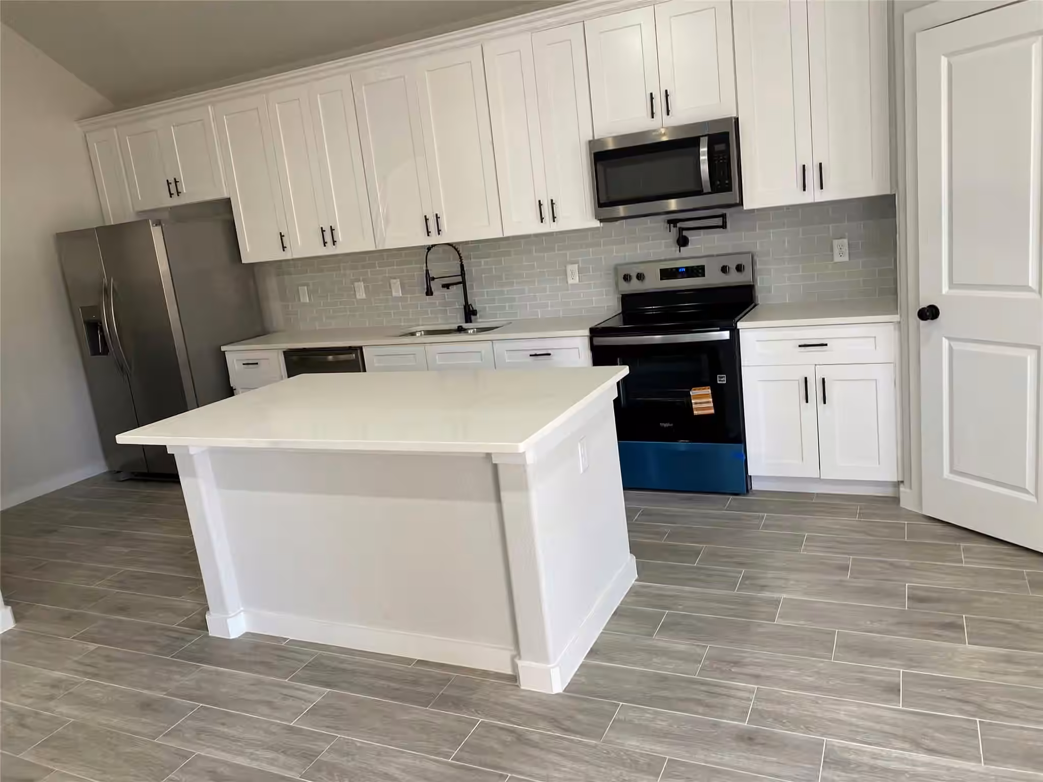 Photo 2 of 16393 Eastchase Street, Montgomery, TX