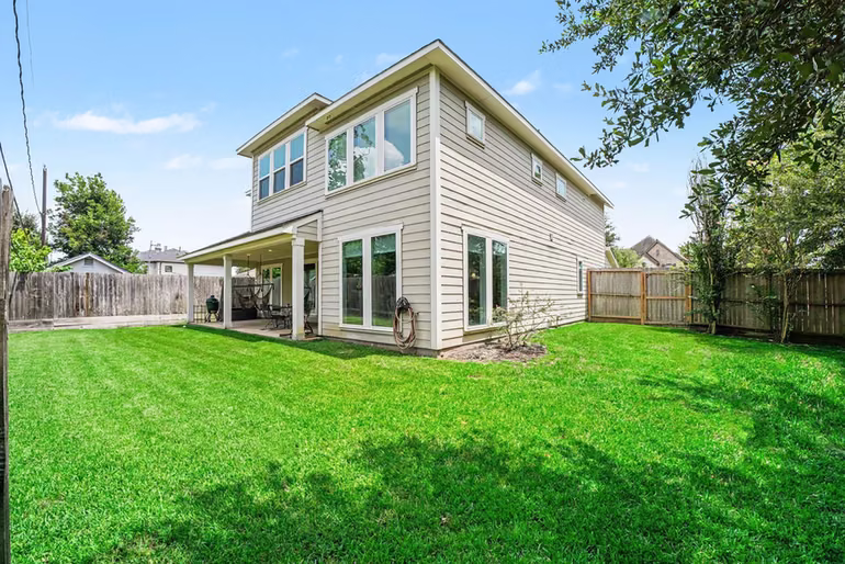 Photo 3 of 6630 Wharton Street, Houston, TX