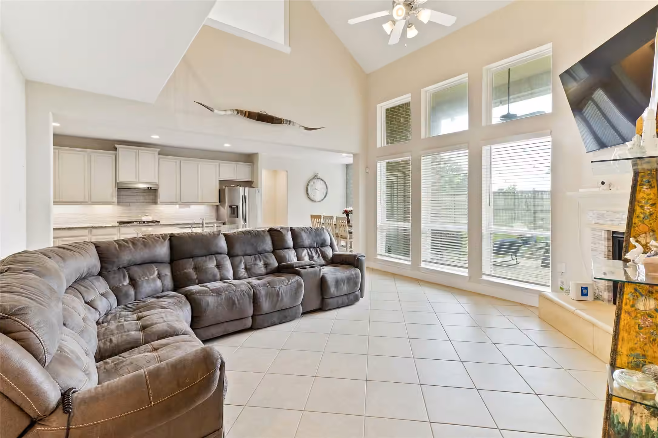 Photo 5 of 308 Bentside Place, Clute, TX