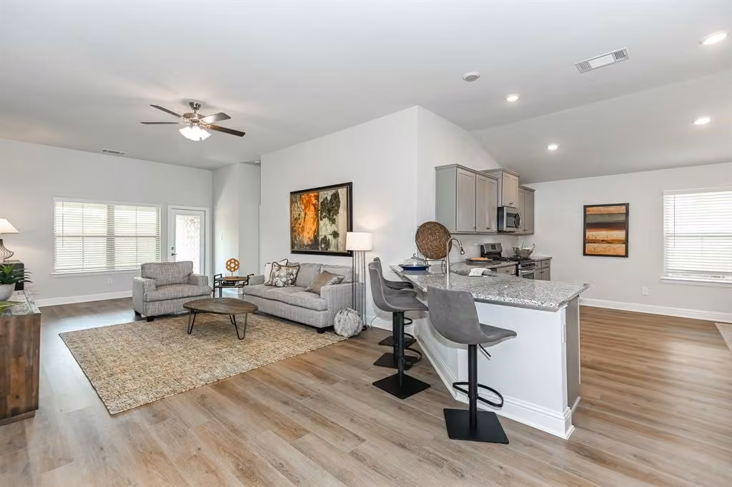 Photo 7 of 13910 Seneca Lake Drive, Texas City, TX
