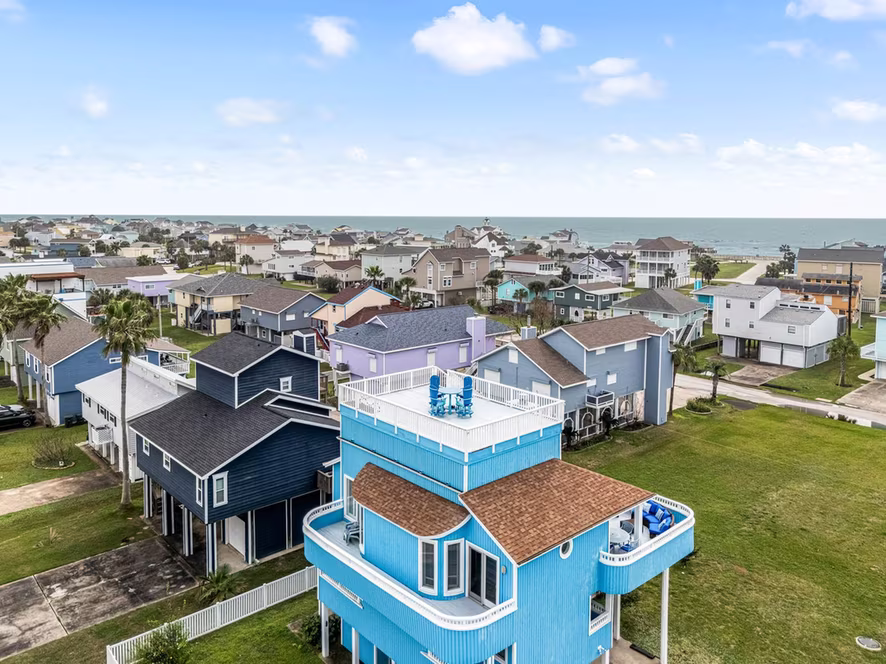 Photo 2 of 13649 Pirates Beach Boulevard, Galveston, TX