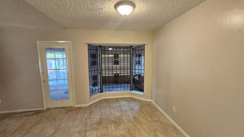 Photo 5 of 5410 Dibello Forest Lane, Spring, TX