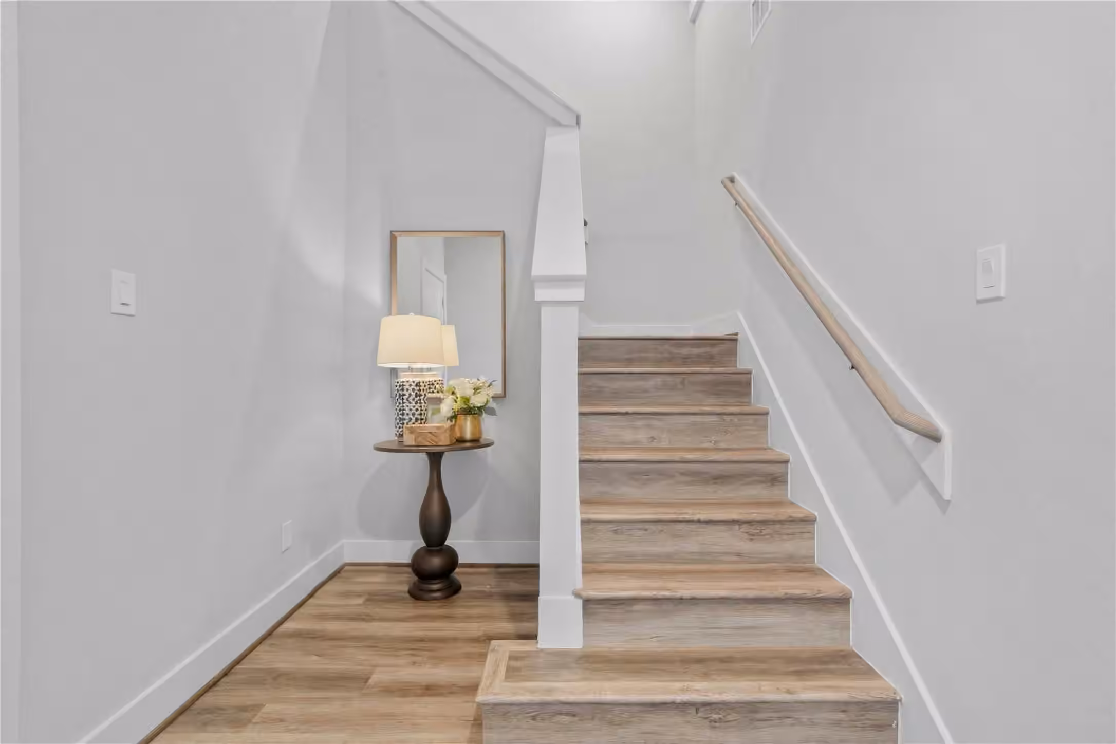 Photo 3 of 1254 N Post Oak Road A, Houston, TX