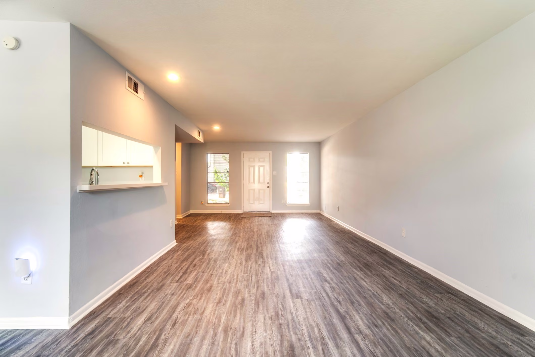 Photo of 7916 Grow Lane, Houston, TX