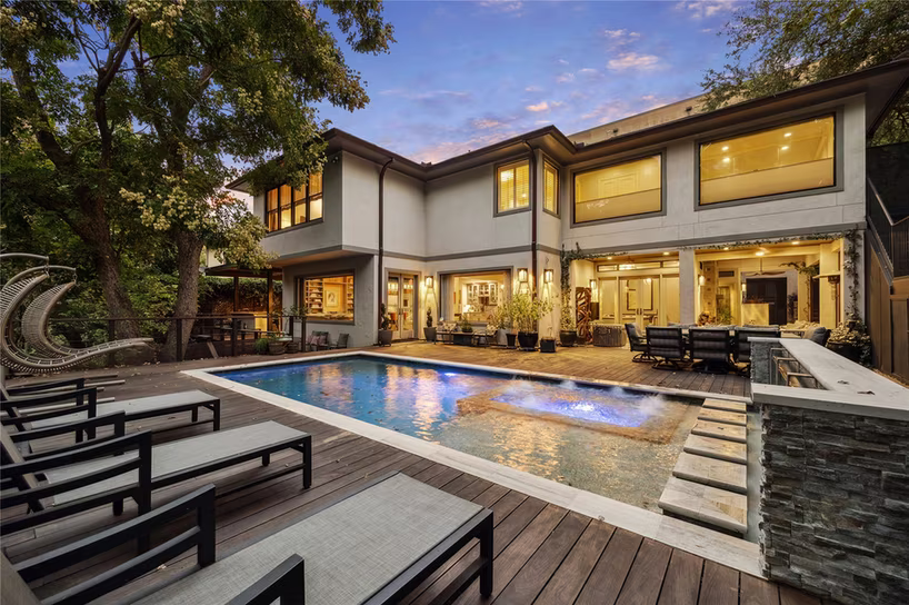 Photo of 420 Pinewold Drive, Houston, TX 77056