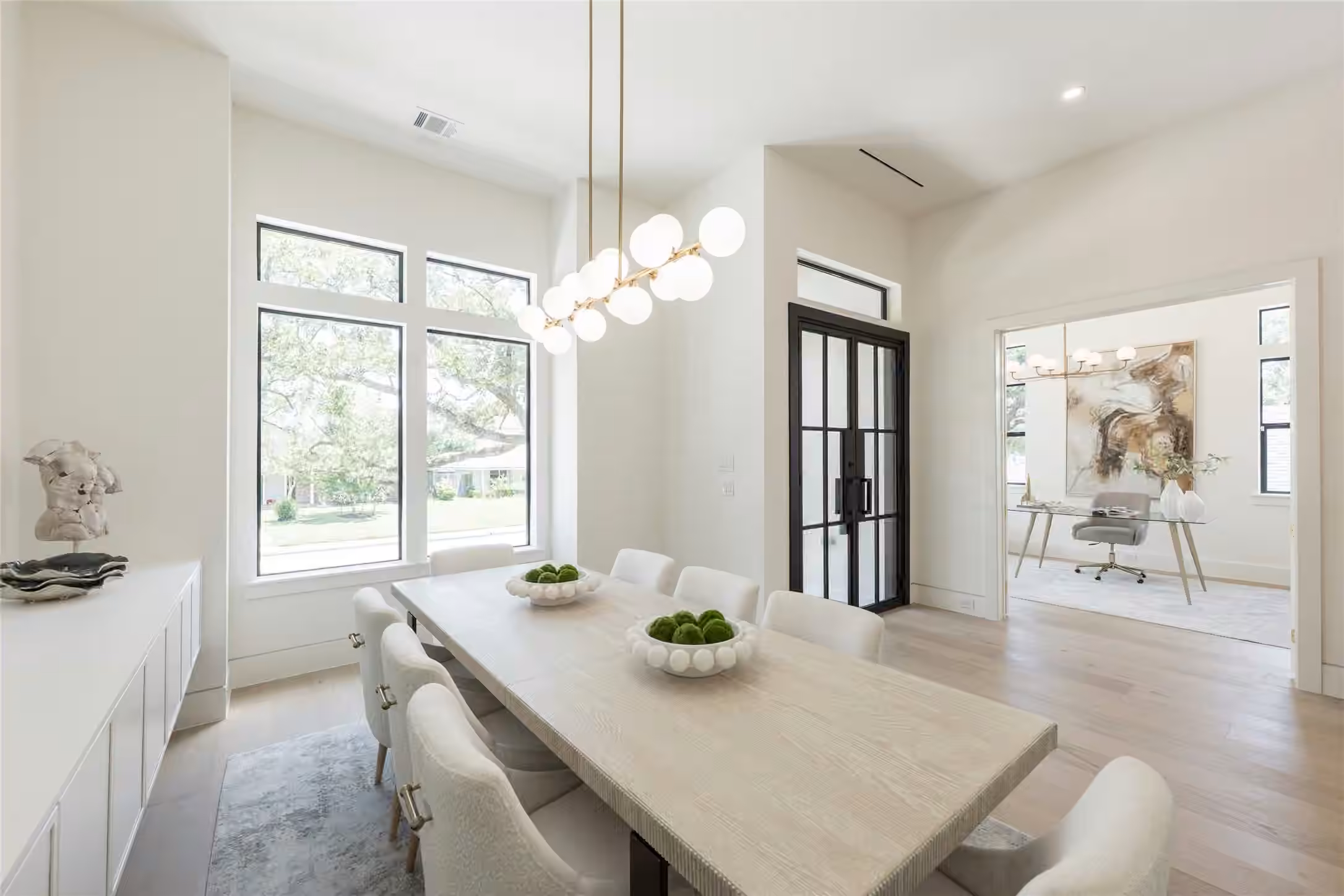 Photo 3 of 3607 Dumbarton Street, Houston, TX