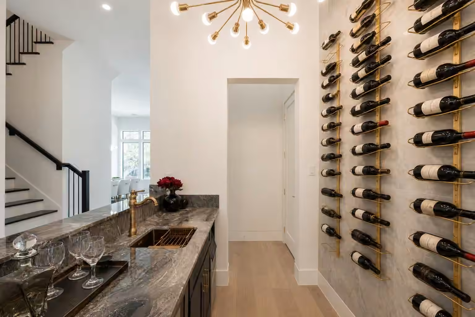 Photo 5 of 3607 Dumbarton Street, Houston, TX