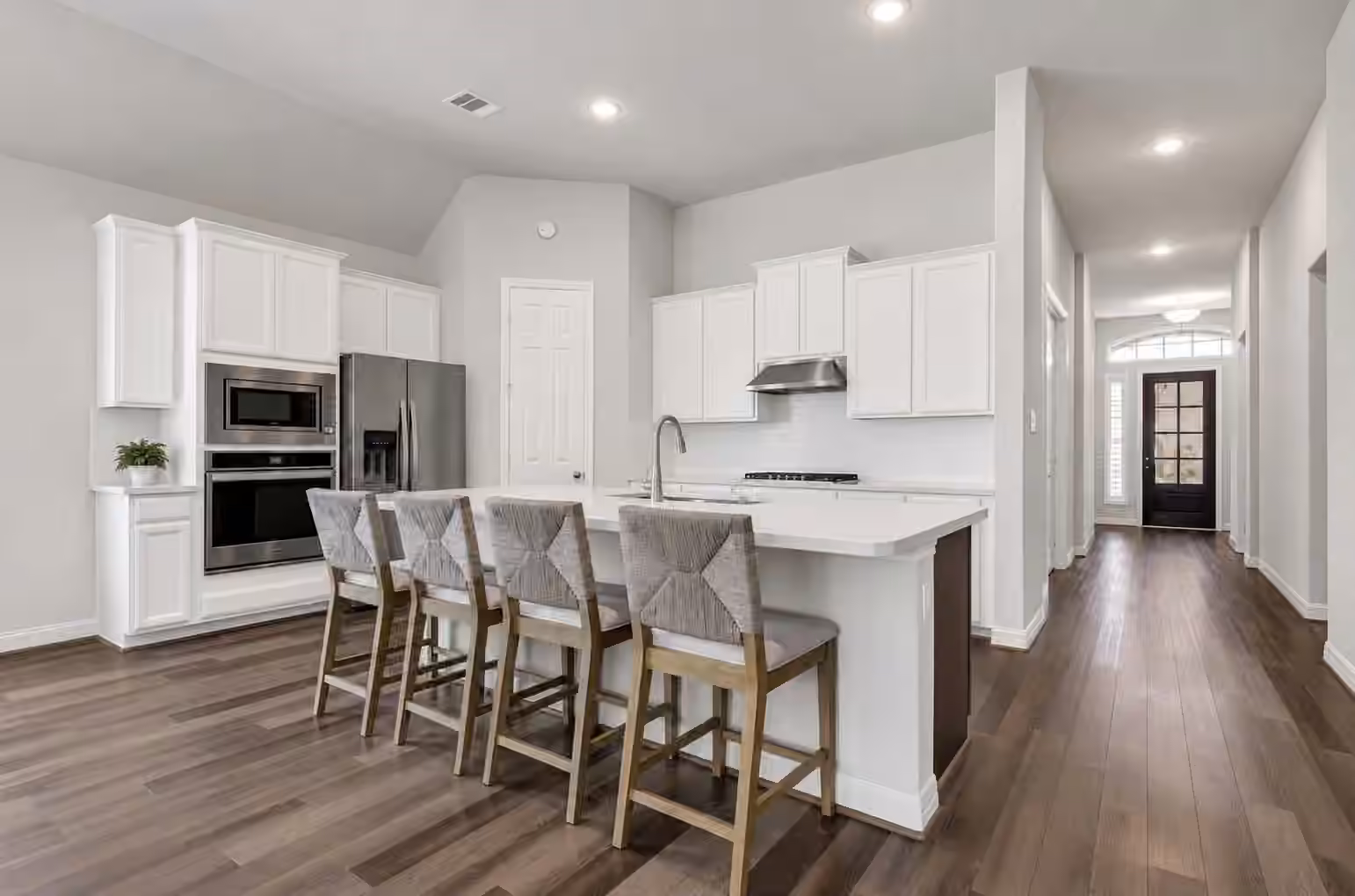 Photo 3 of 4415 Millstone Drive, Manvel, TX