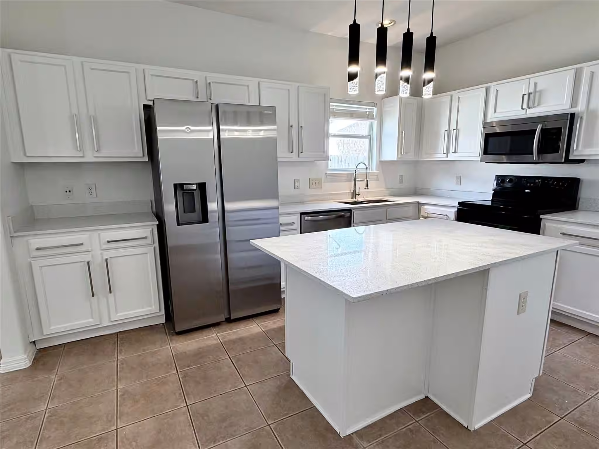 Photo 3 of 10023 Date Meadow Lane, Tomball, TX