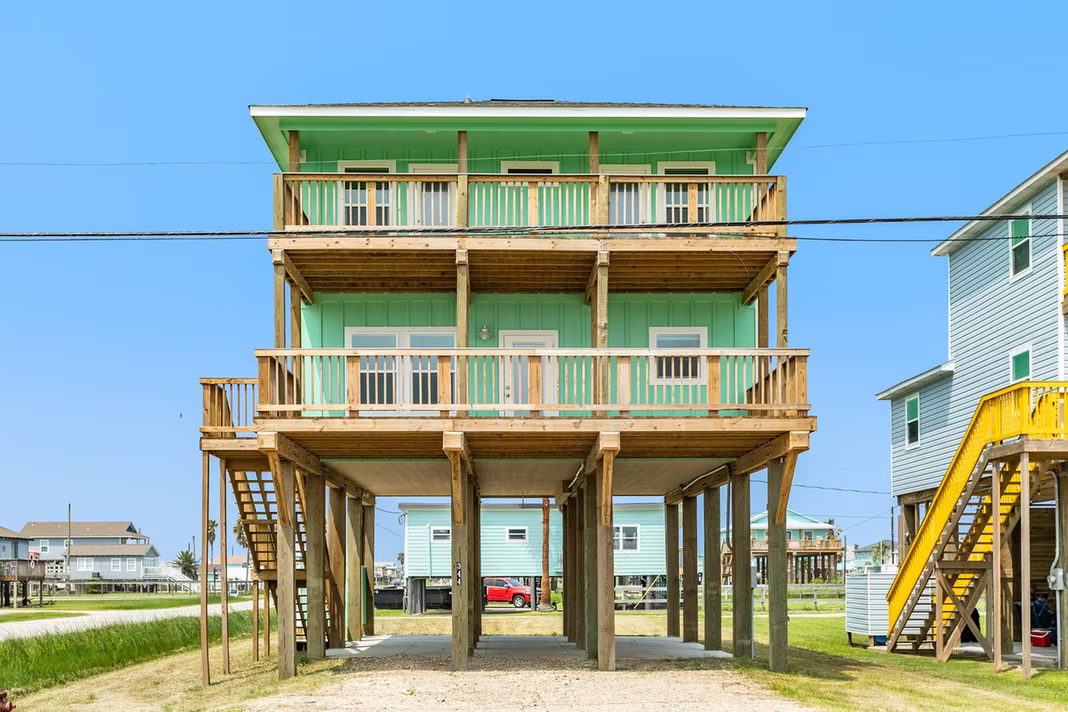 Photo of 344 Thunder Road, Surfside Beach, TX