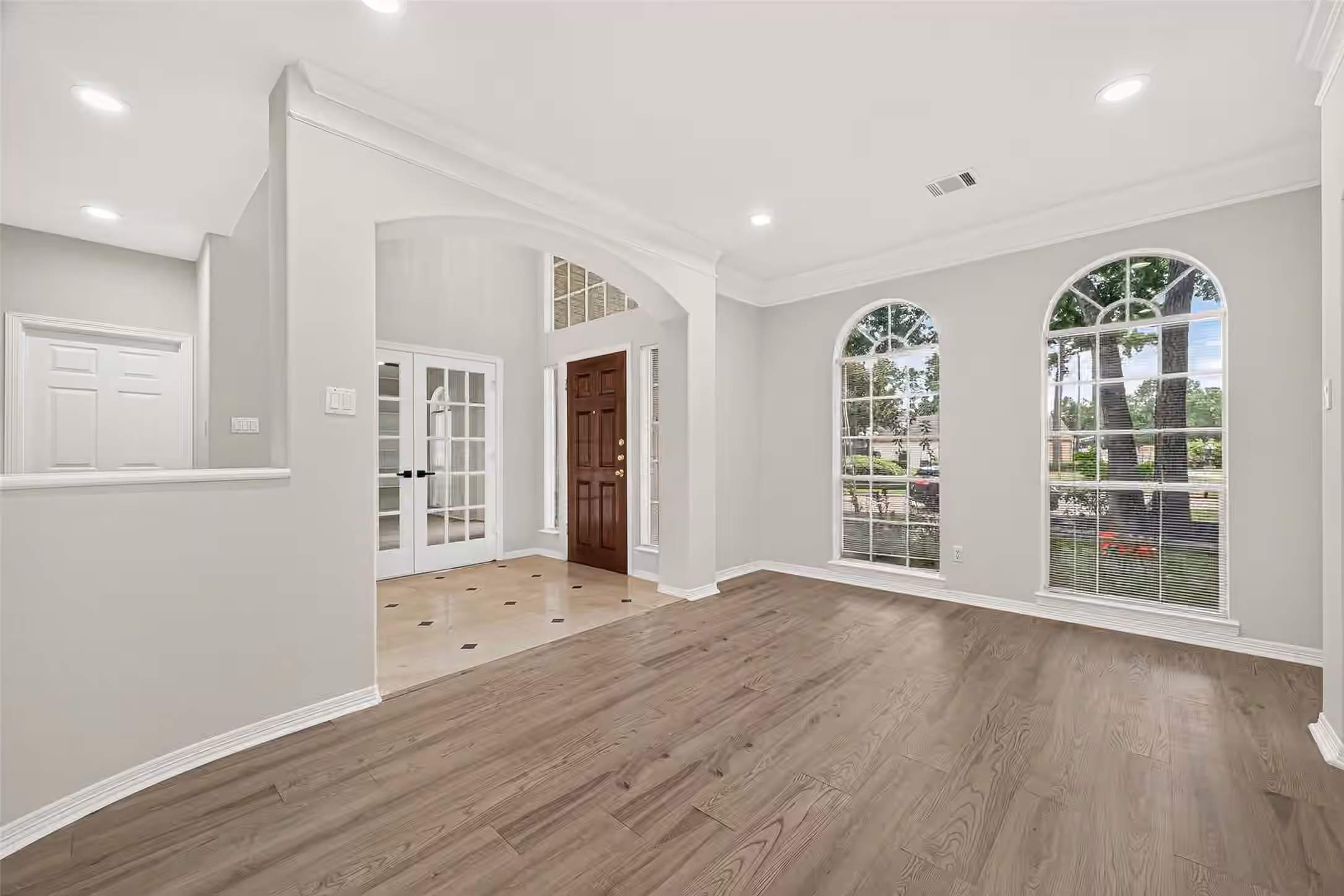 Photo 5 of 12110 Hermitage Oaks Court, Tomball, TX