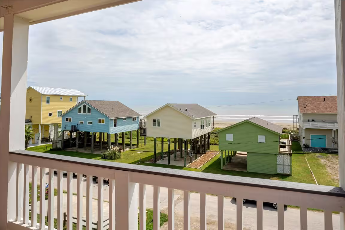Photo 3 of 17518 Bristow Drive, Galveston, TX