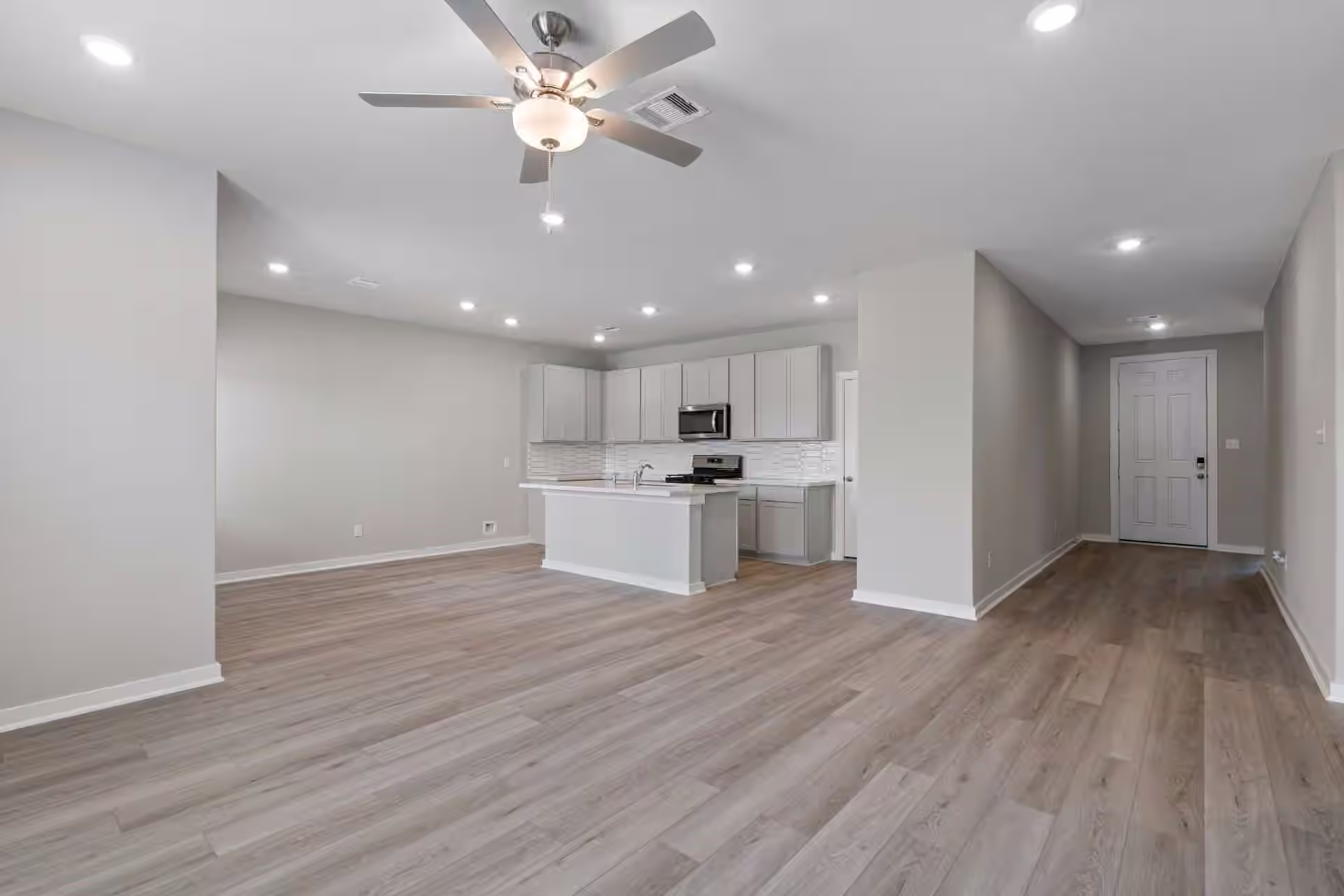 Photo 6 of 2486 North Heritage Drive, Dayton, TX