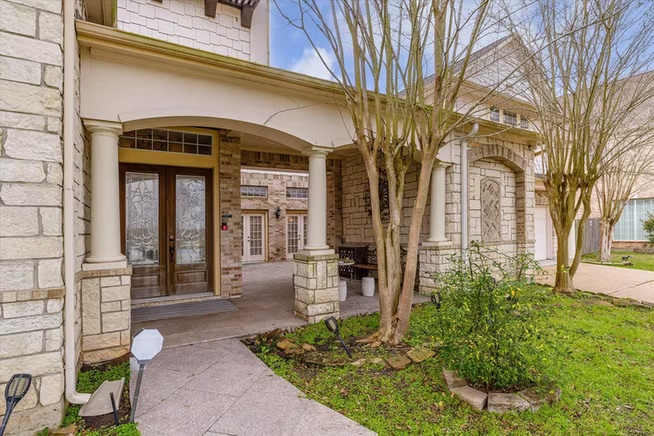 Photo 5 of 7114 Habersham Avenue, Sugar Land, TX