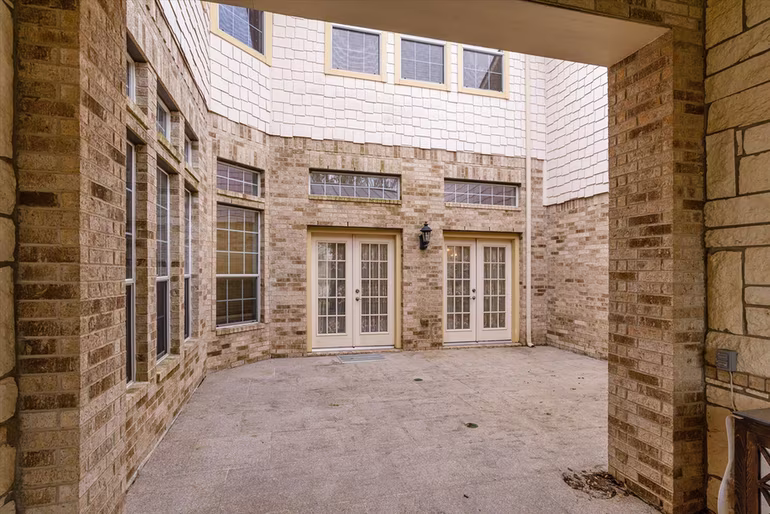 Photo 6 of 7114 Habersham Avenue, Sugar Land, TX