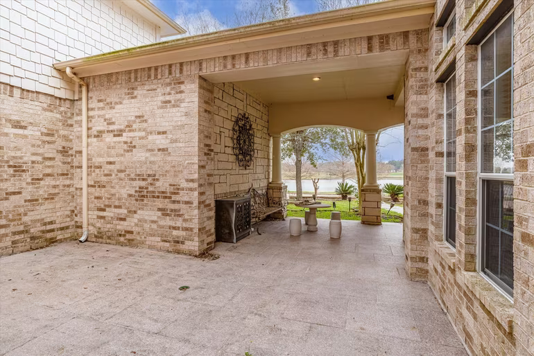 Photo 7 of 7114 Habersham Avenue, Sugar Land, TX