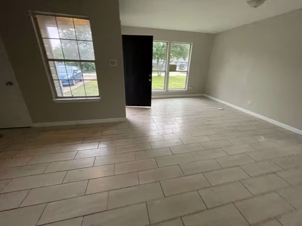 Photo 2 of 8914 Kellett Street, Houston, TX