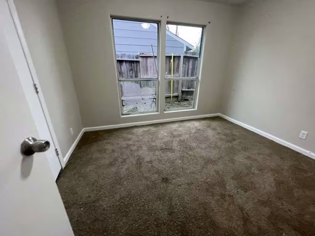 Photo 7 of 8914 Kellett Street, Houston, TX