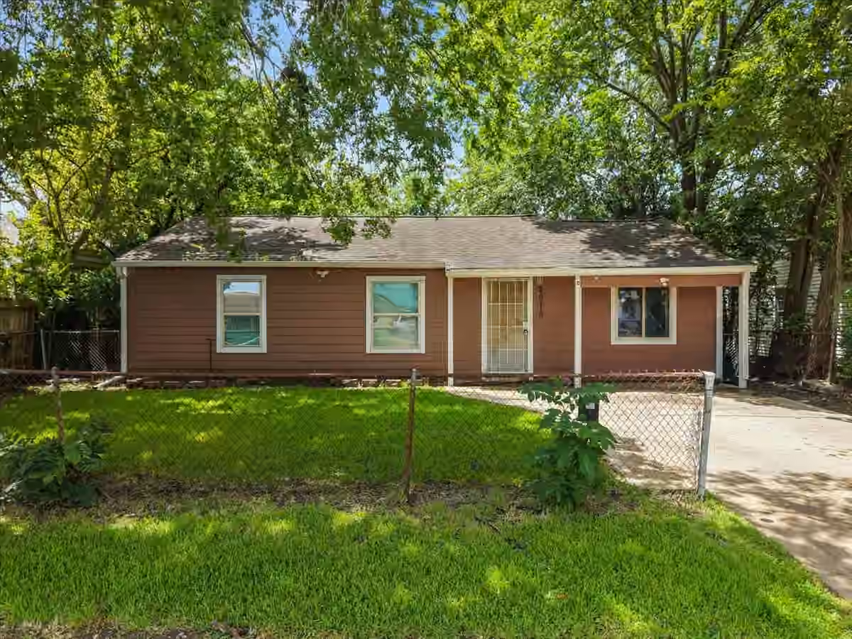 Photo 3 of 3010 Fern Street, Pasadena, TX