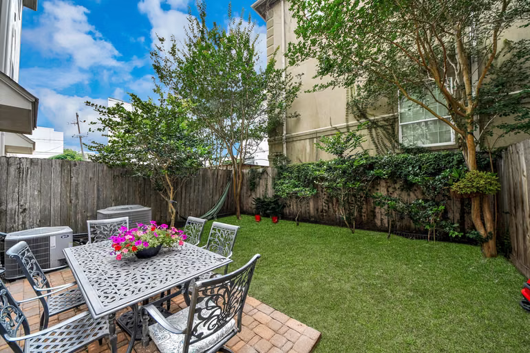 Photo 4 of 1309 Malone Street, Houston, TX