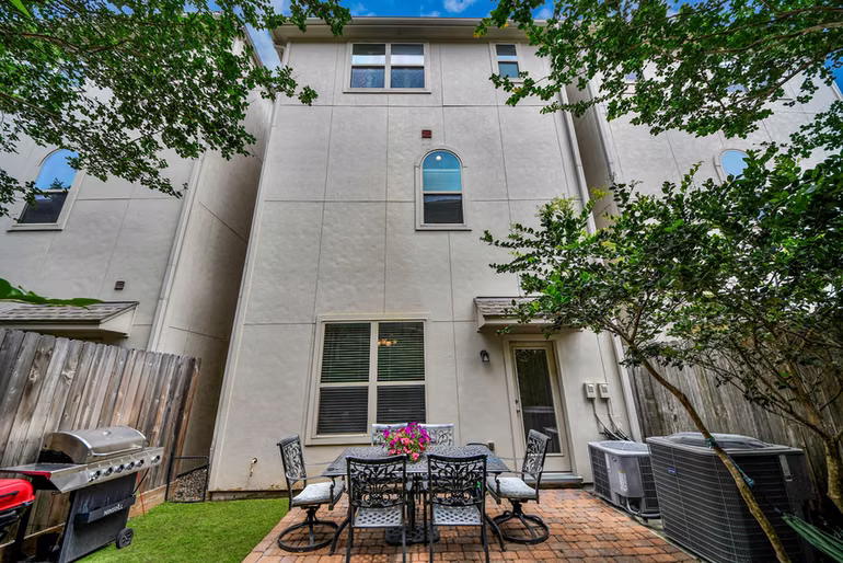 Photo 5 of 1309 Malone Street, Houston, TX