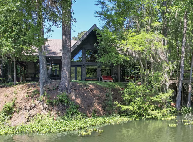 Photo of 66 Artesian Avenue, Cleveland, TX