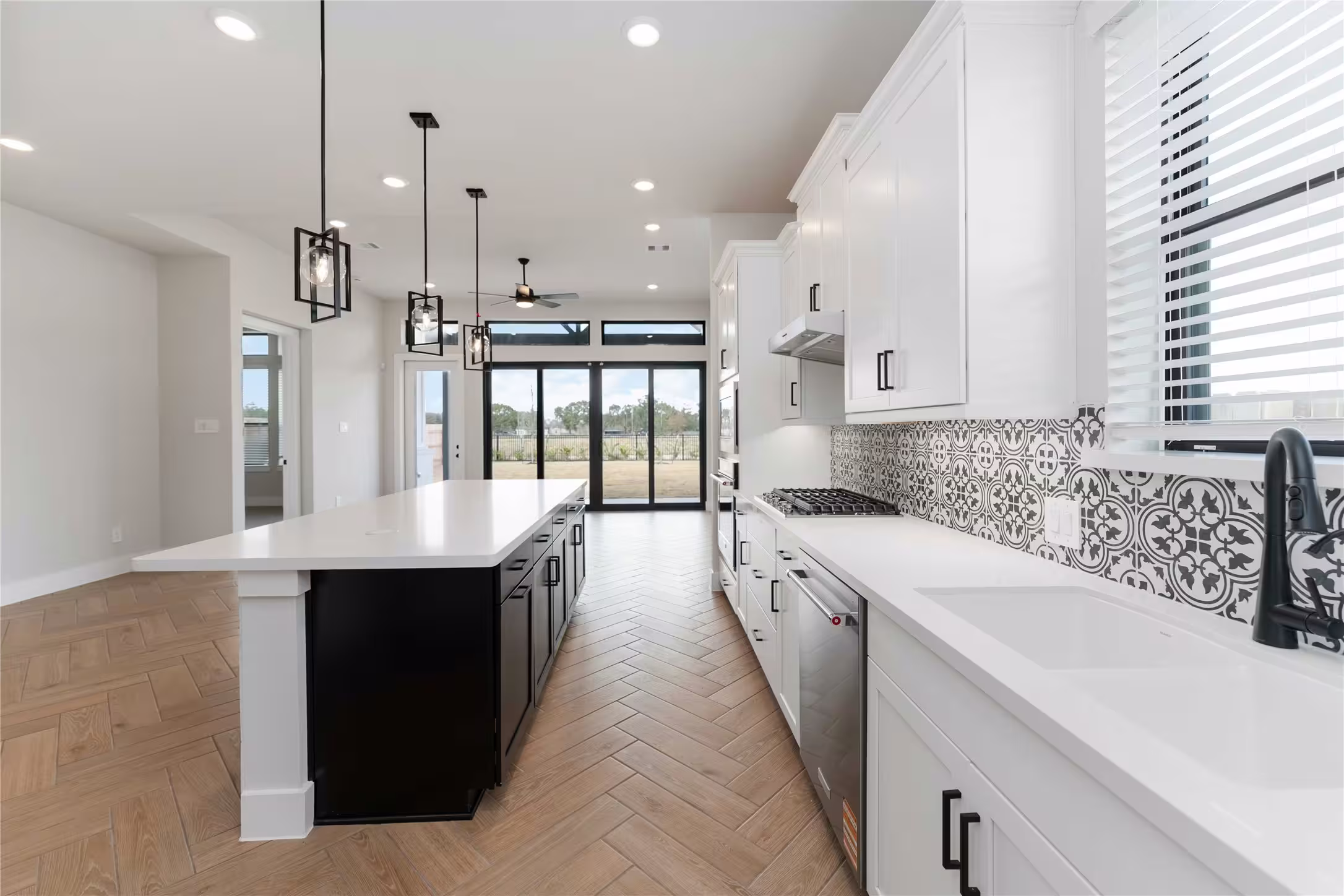 Photo 6 of 24118 Prairie Crabapple Court, Katy, TX