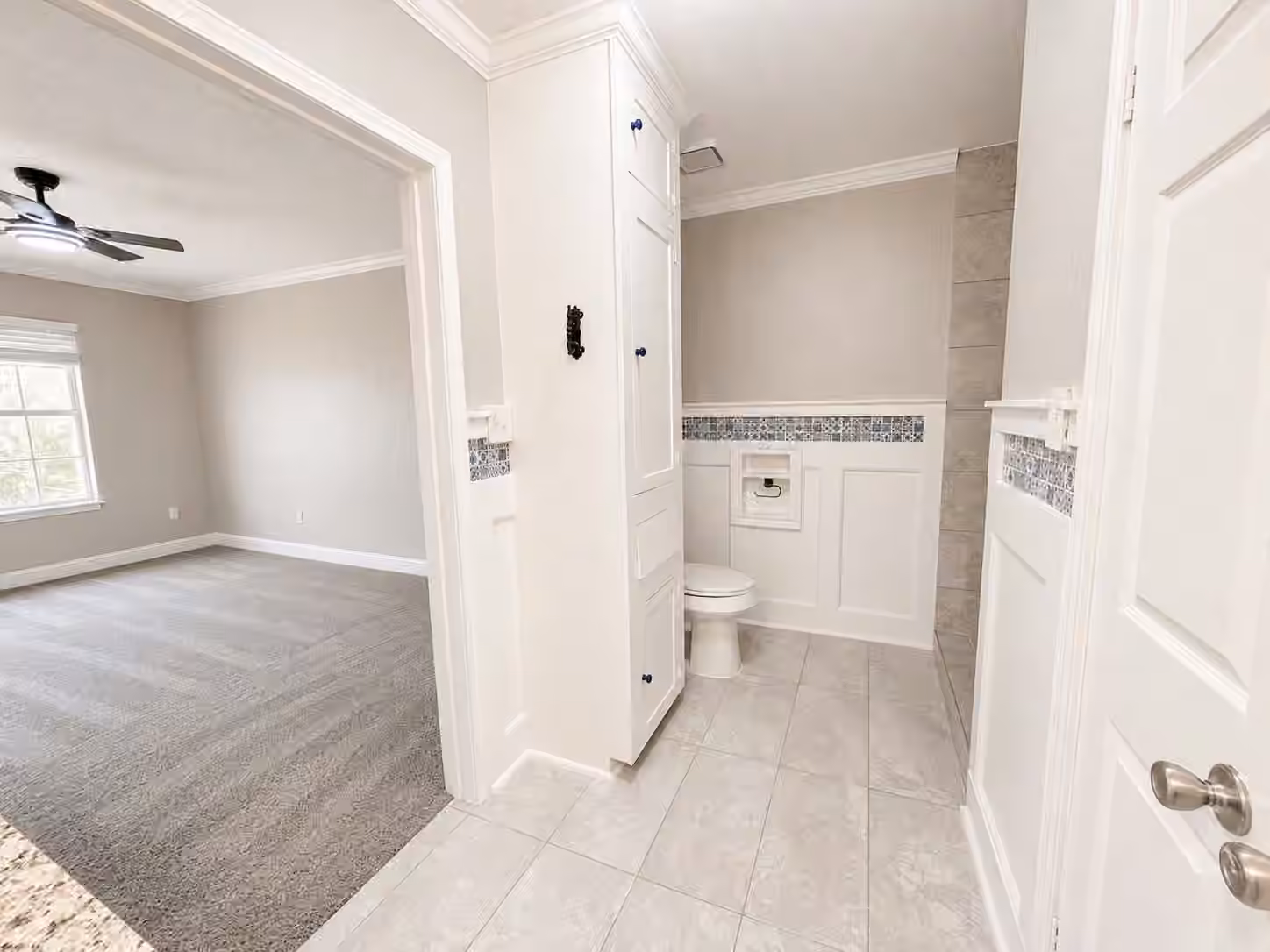 Photo 4 of 114 W Lobit Street, Baytown, TX