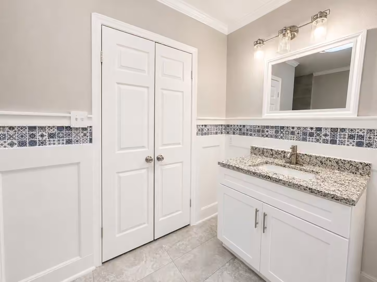 Photo 5 of 114 W Lobit Street, Baytown, TX