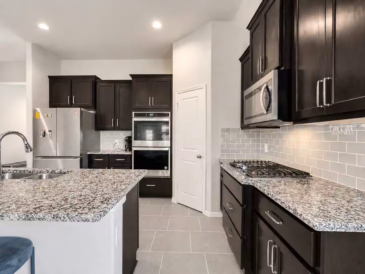 Photo 4 of 28718 E Yulee Mill Drive, Katy, TX