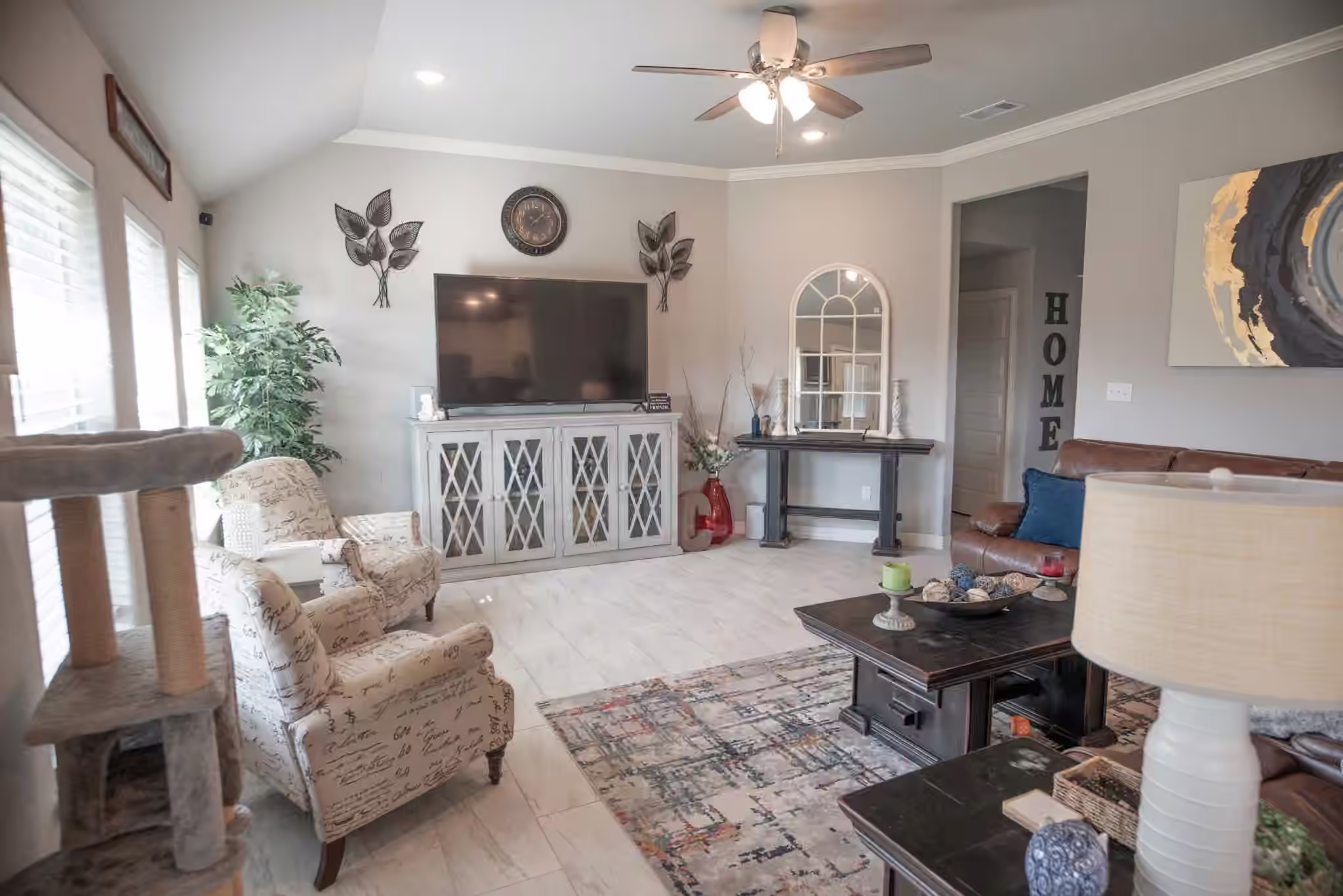 Photo 3 of 513 Yorktown Avenue, Clute, TX
