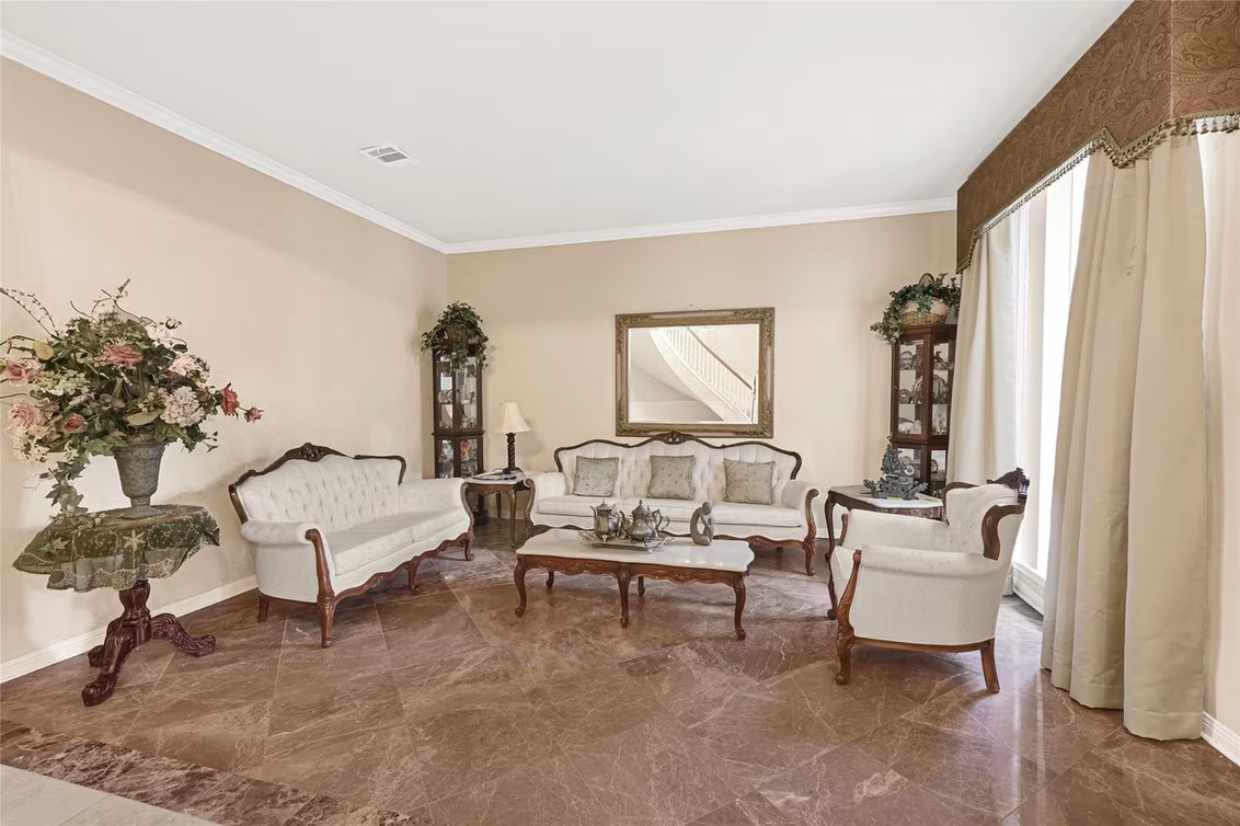 Photo 5 of 13702 Barons Bridge Drive, Houston, TX