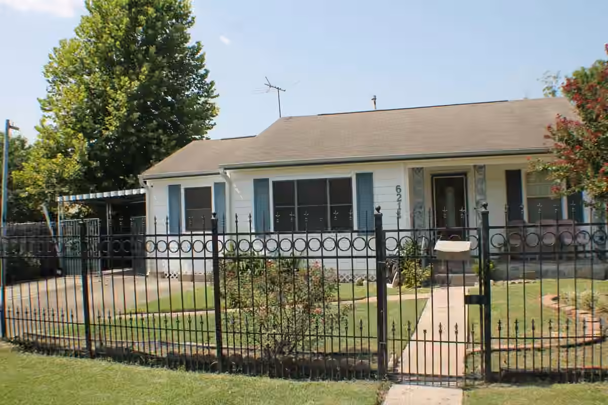 Photo 2 of 6211 Force Street, Houston, TX