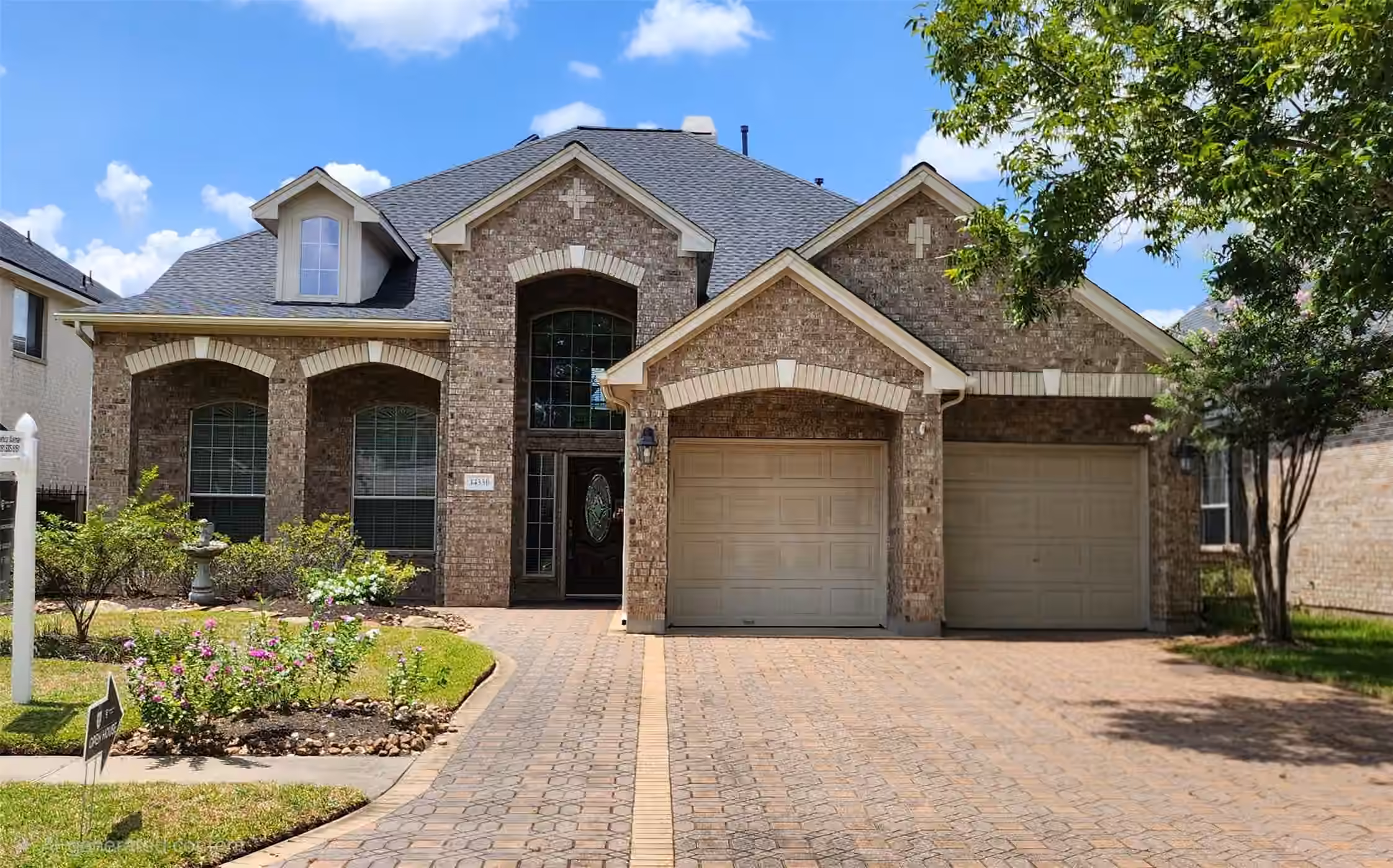 Photo of 14330 Dunrobin Way, Sugar Land, TX 77498