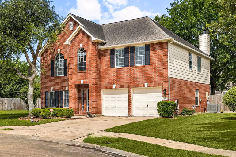 Photo 2 of 3234 Vanity Drive, Pearland, TX