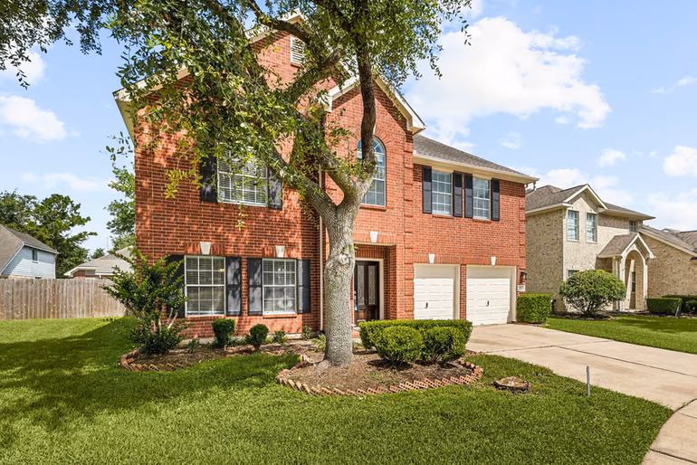 Photo 3 of 3234 Vanity Drive, Pearland, TX