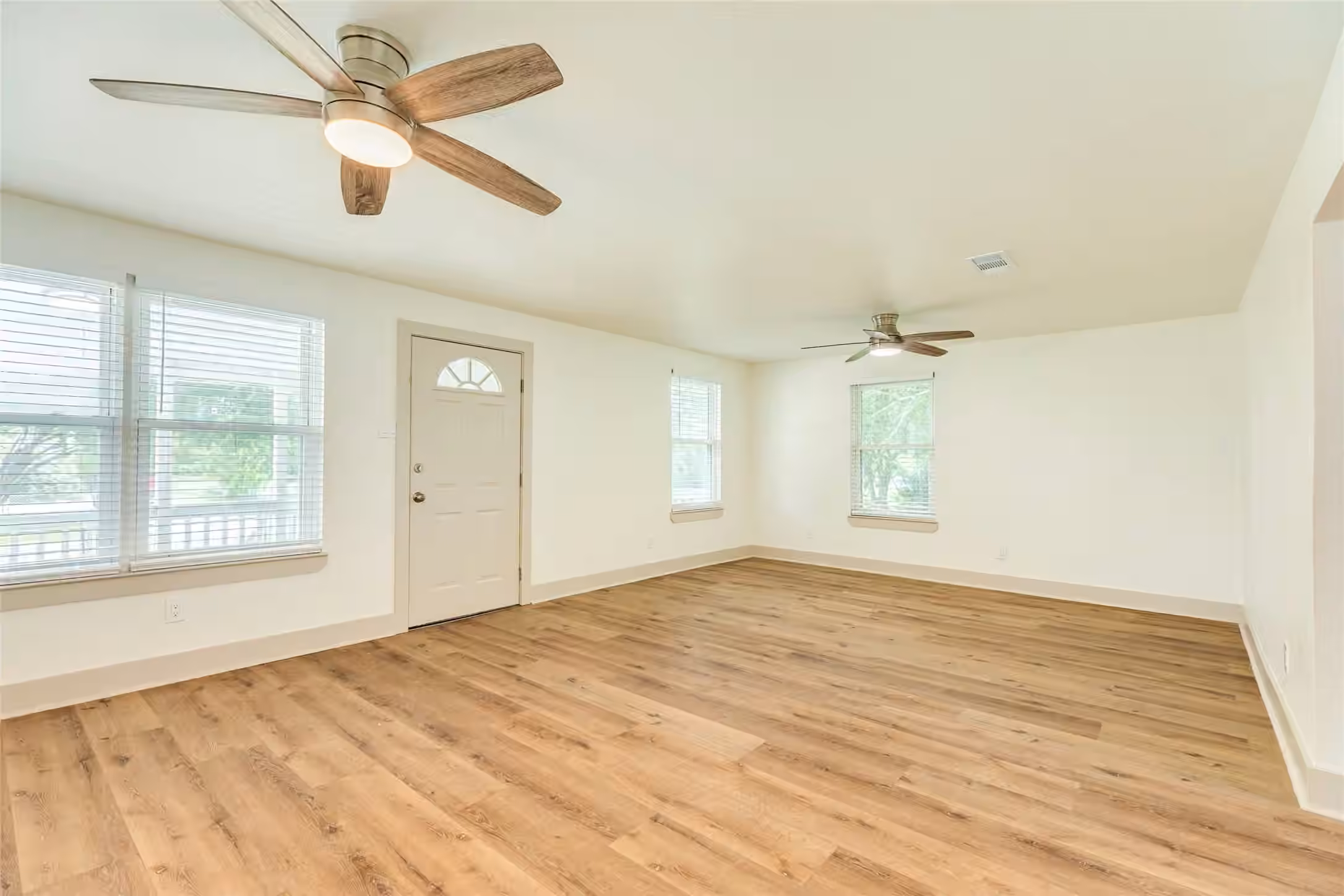 Photo 6 of 2812 N Sonny Lane, Galveston, TX