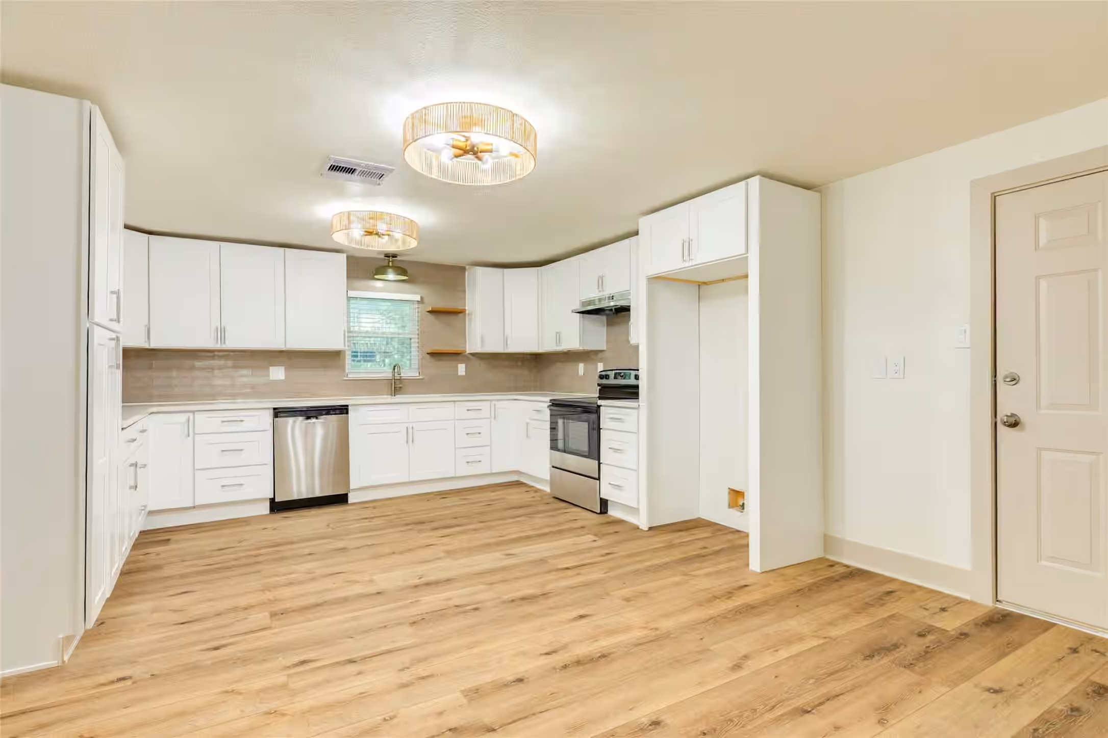 Photo 7 of 2812 N Sonny Lane, Galveston, TX