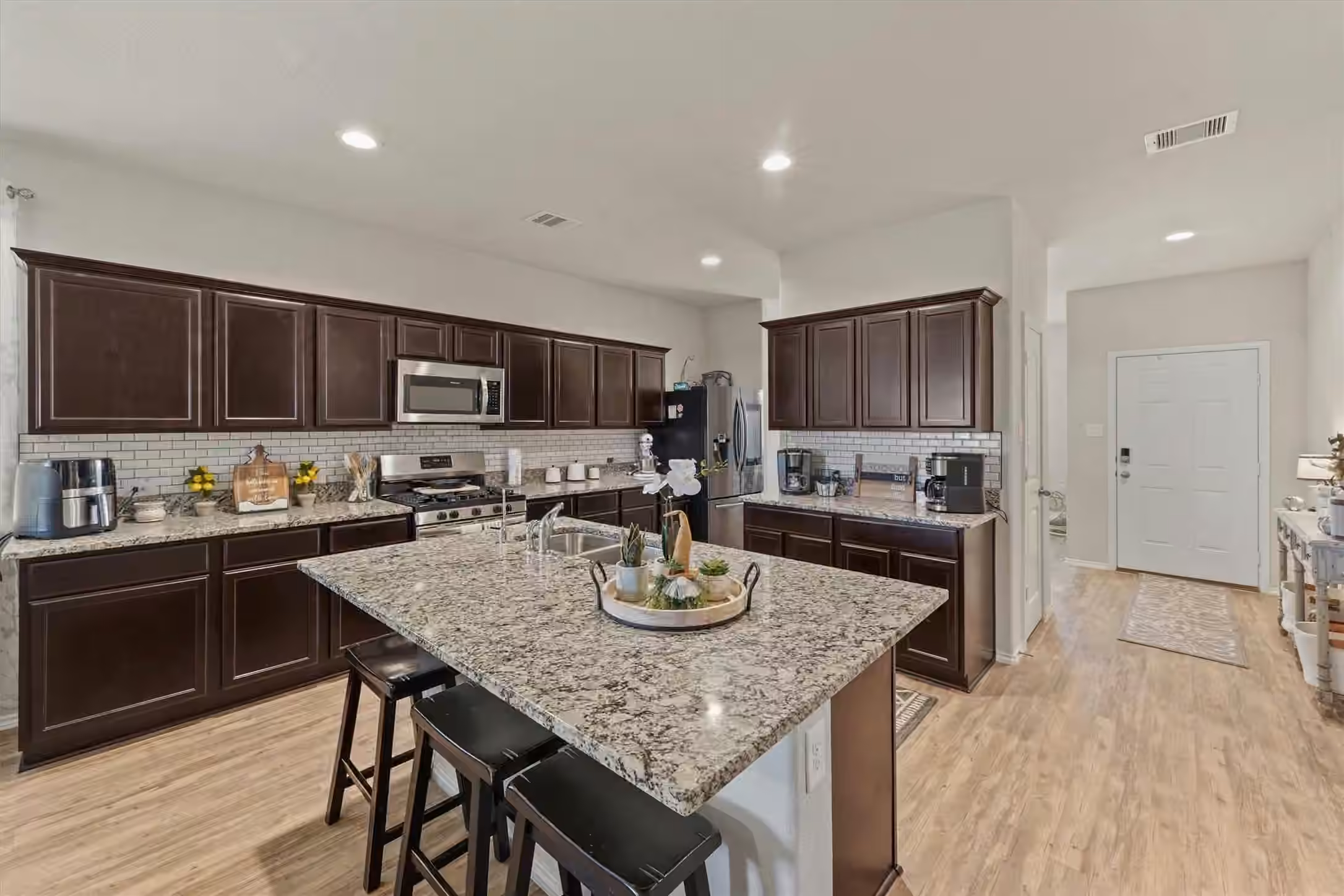 Photo 4 of 18324 Timbermill Lane, New Caney, TX