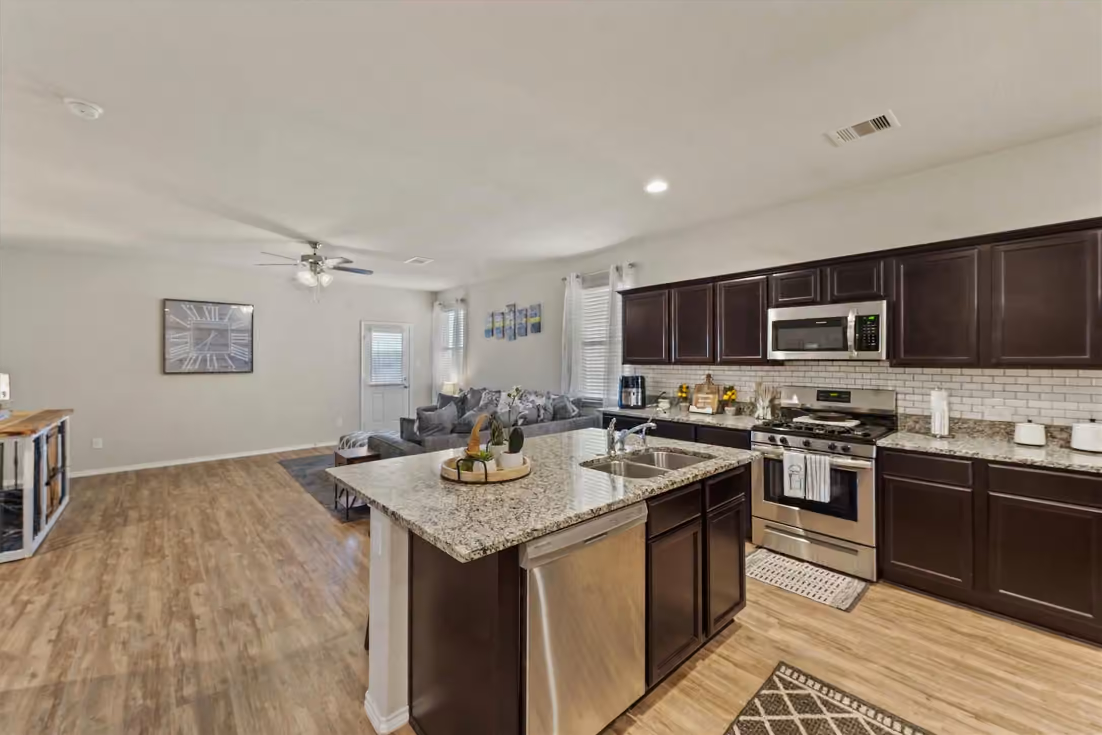 Photo 6 of 18324 Timbermill Lane, New Caney, TX