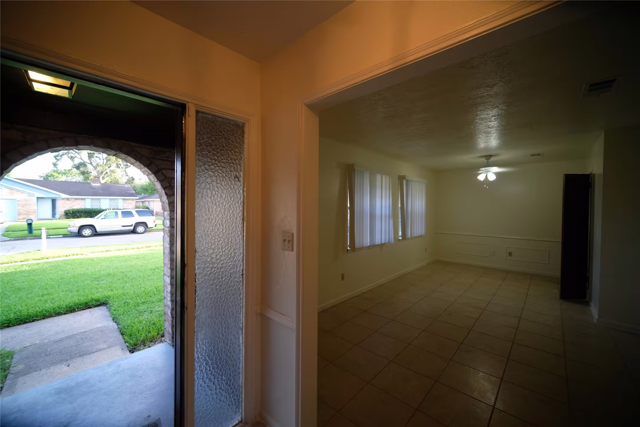 Photo 5 of 12326 Bexley Drive, Houston, TX