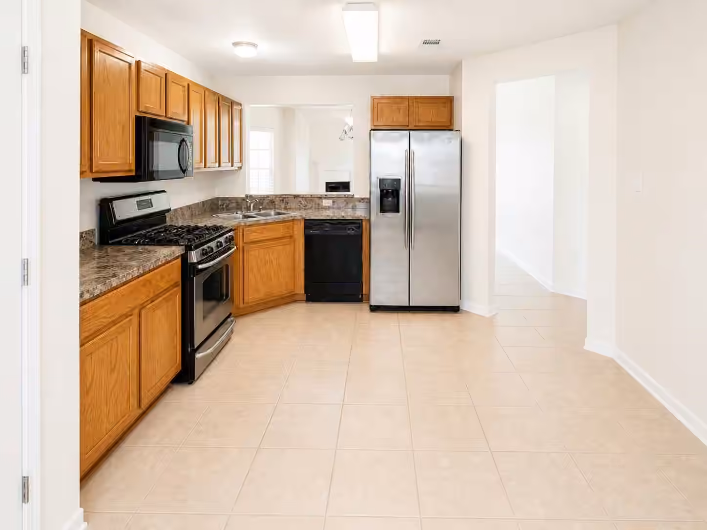Photo 6 of 16202 Broadglen Court, Houston, TX