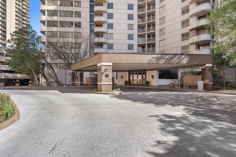 Photo 3 of 3525 Sage Road 613, Houston, TX