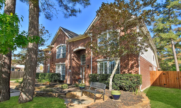Photo 3 of 13614 Cardinal Cove Court, Cypress, TX