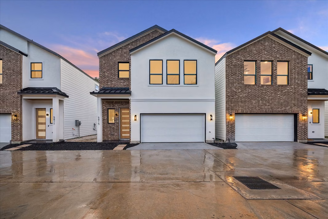 Photo of 5815 Outer Banks Street, Houston, TX
